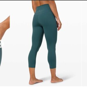 Lululemon Align Crop *21"
Desert Teal Desert Leggings. Size 12.